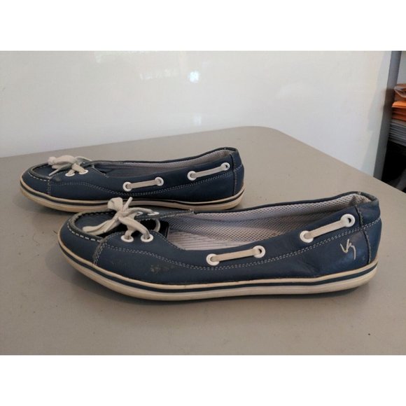 Viley Girls Leather Boat Shoes size 4; Real leather with mesh lining - Picture 7 of 7